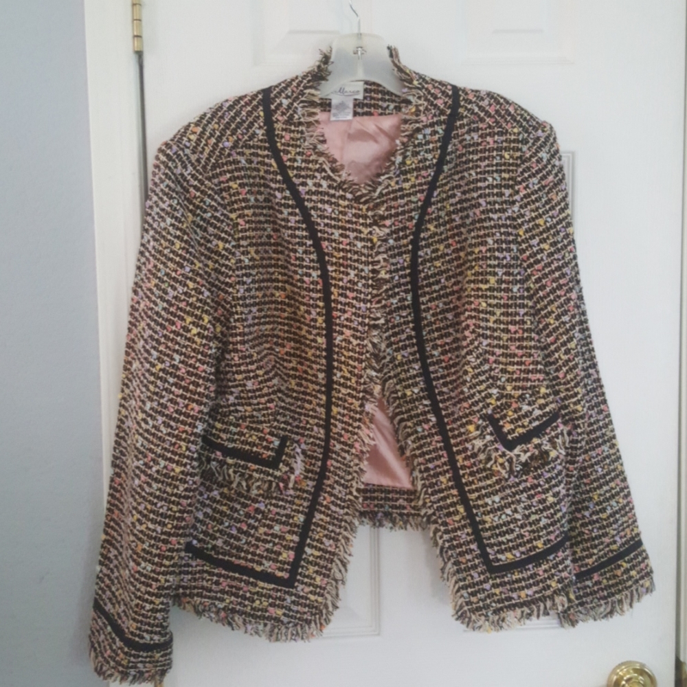 SALE!! 50% OFF!!     Women's J. Marco crop jacket  Large